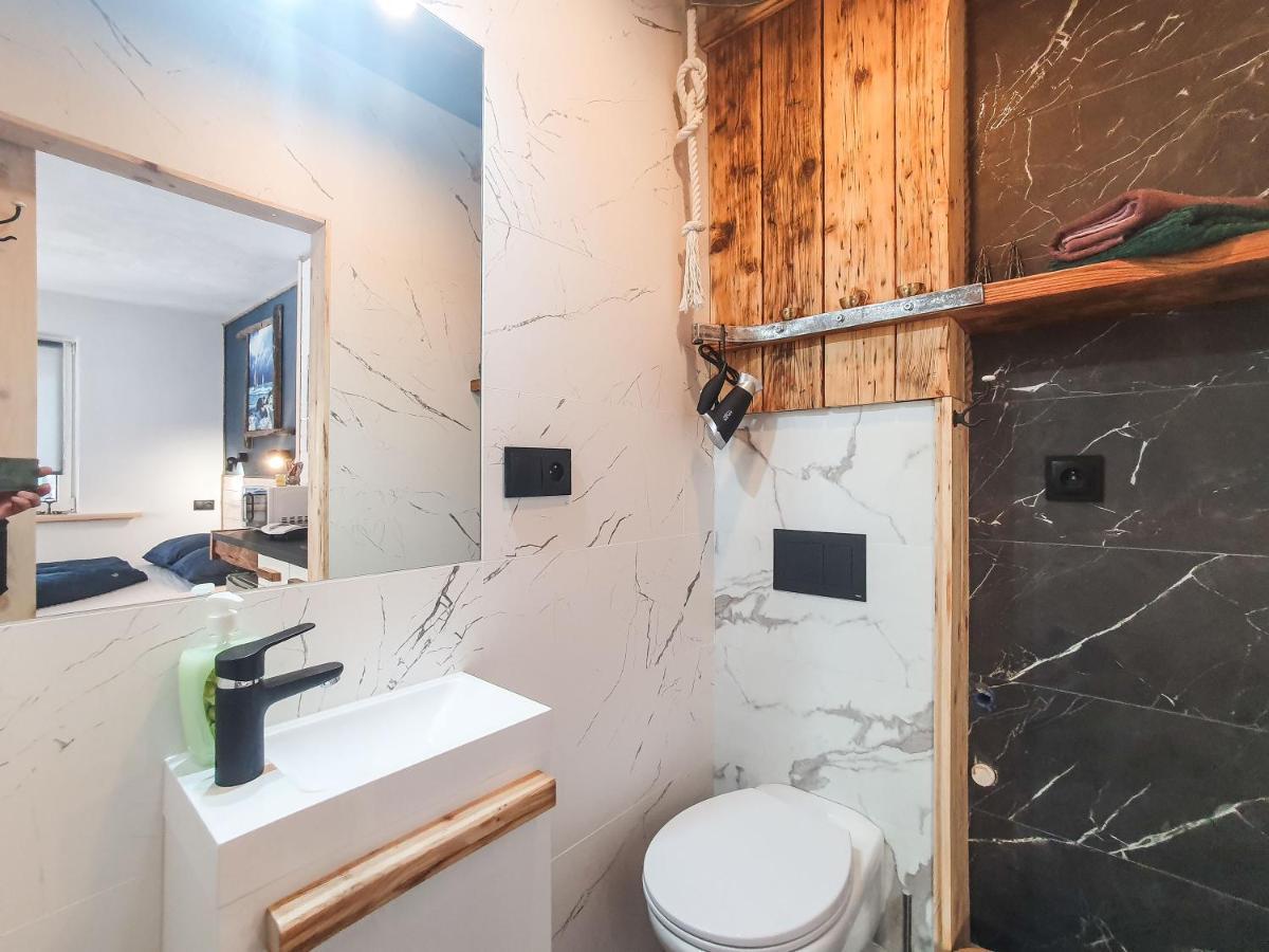 Hostel Mazurska 8A Ольштын Экстерьер фото