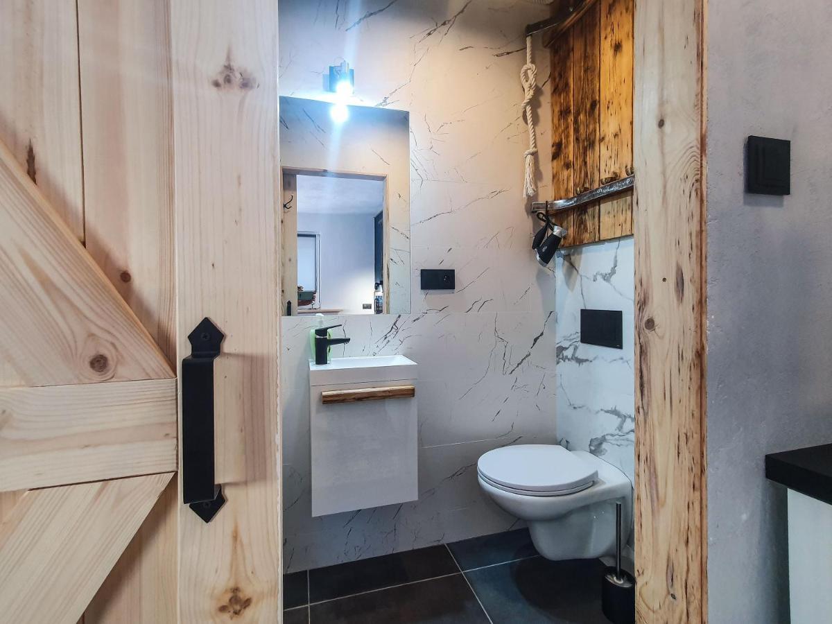 Hostel Mazurska 8A Ольштын Экстерьер фото